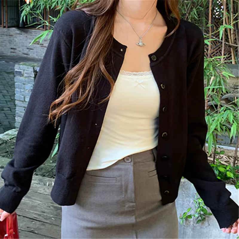 Women's long-sleeved cardigan